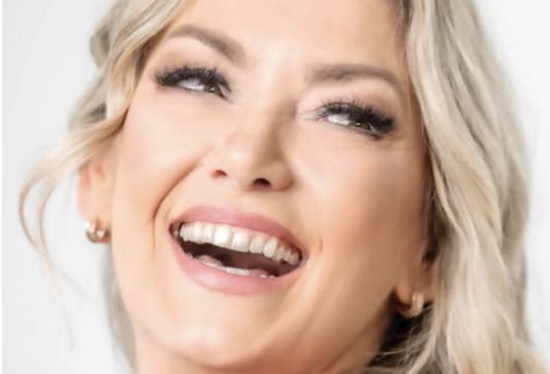 J'pense que la Toupin a fait un bon deal avec sa nouvelle collaboration ...